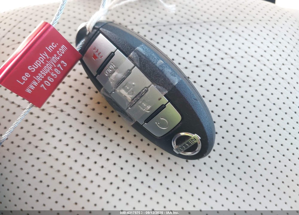 2015 NISSAN MURANO VIN: 5N1AZ2MG2FN210359