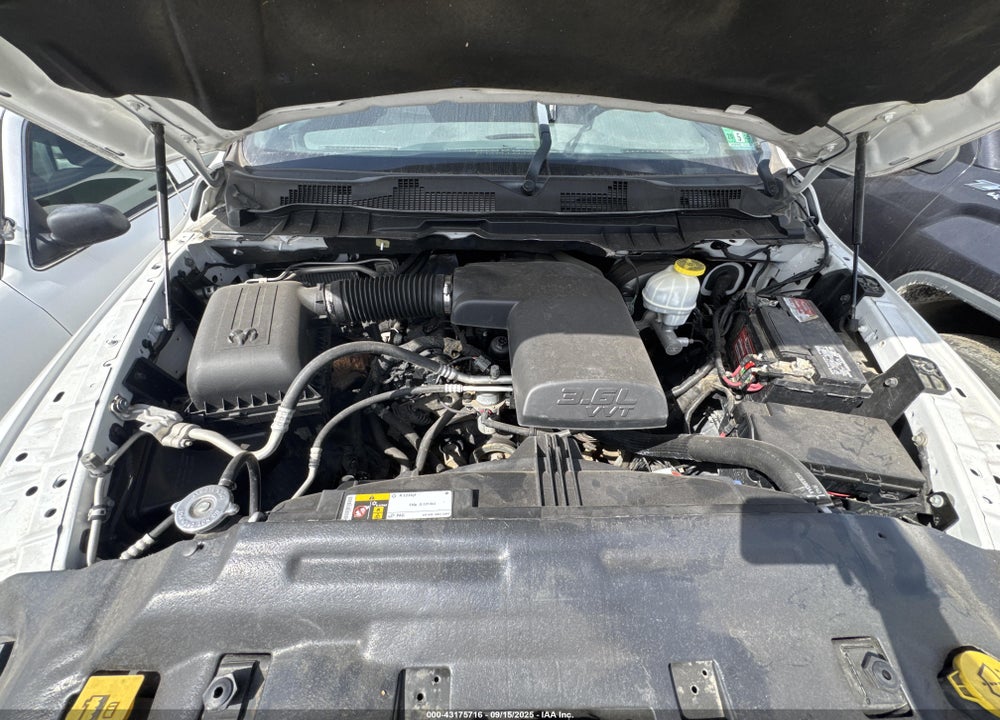 2018 RAM 1500 VIN: 1C6RR7FGXJS282588