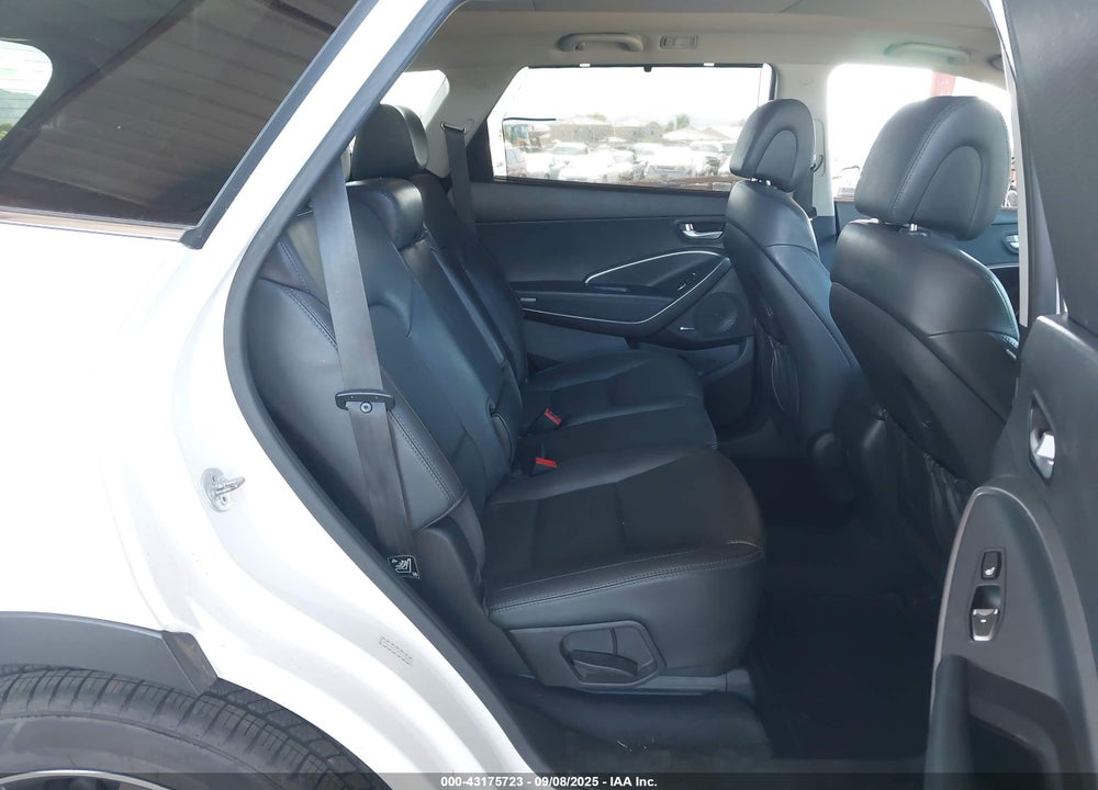 2015 HYUNDAI SANTA FE VIN: KM8SRDHF0FU119890
