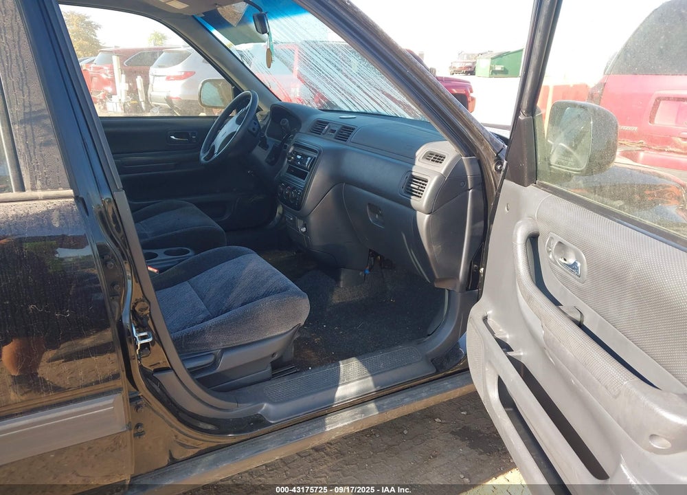 2000 HONDA CR-V EX VIN: JHLRD1869YS008482