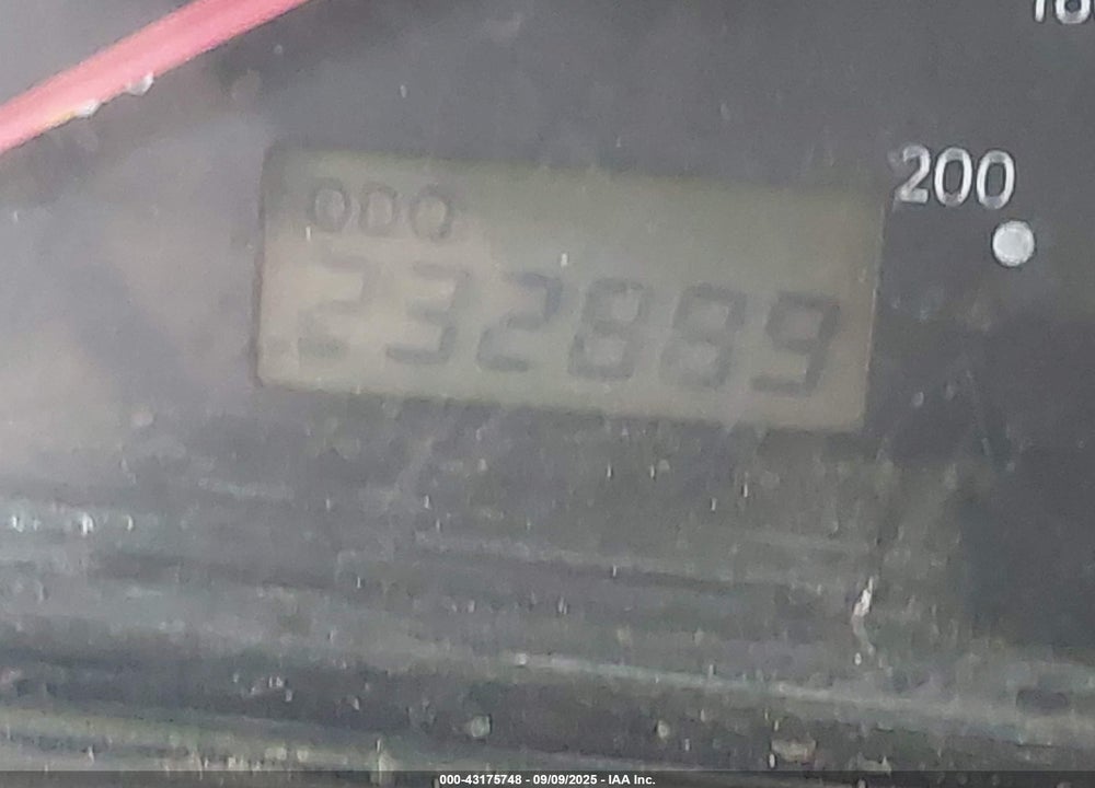 2002 KIA RIO VIN: KNADC123926157156