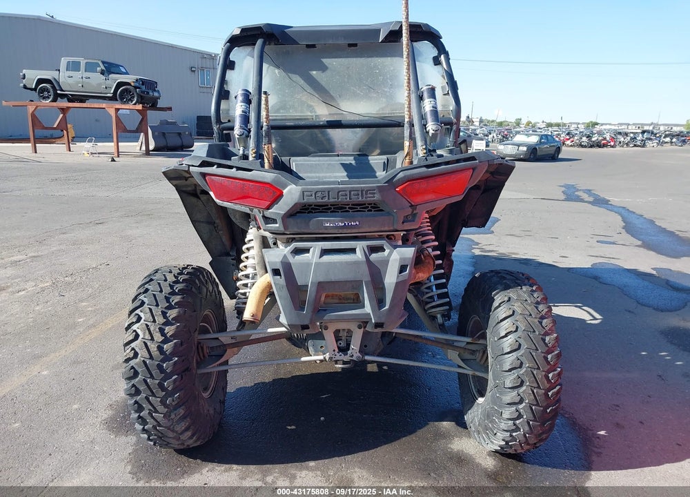 2015 POLARIS RZR XP 4 1000 EPS VIN: 3NSVFE994FF384781