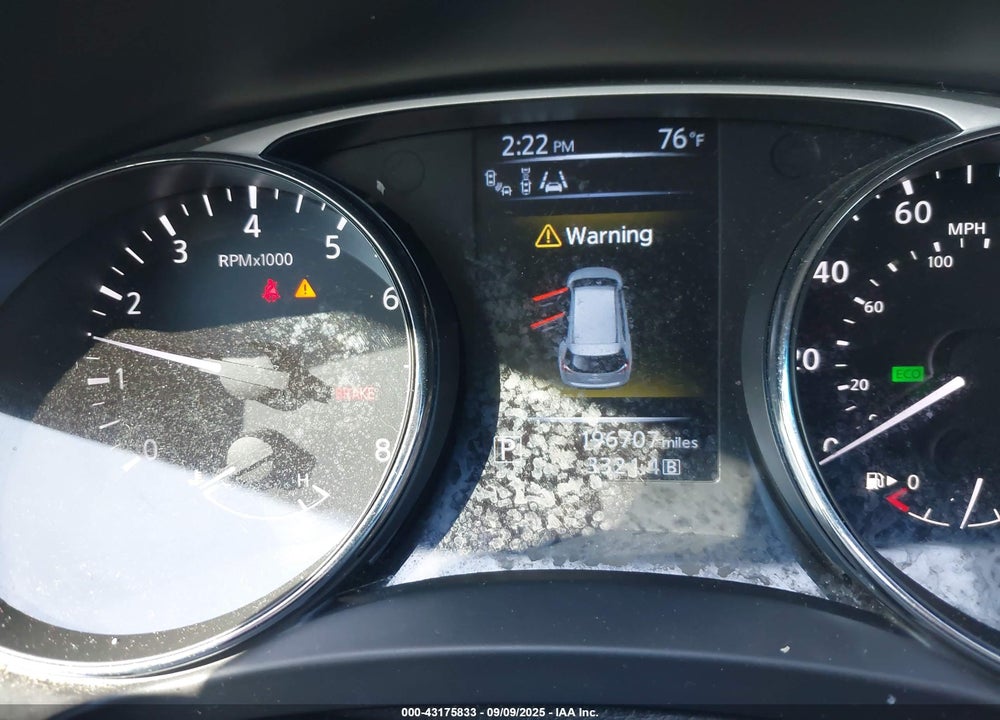 2015 NISSAN ROGUE VIN: 5N1AT2MT5FC768393
