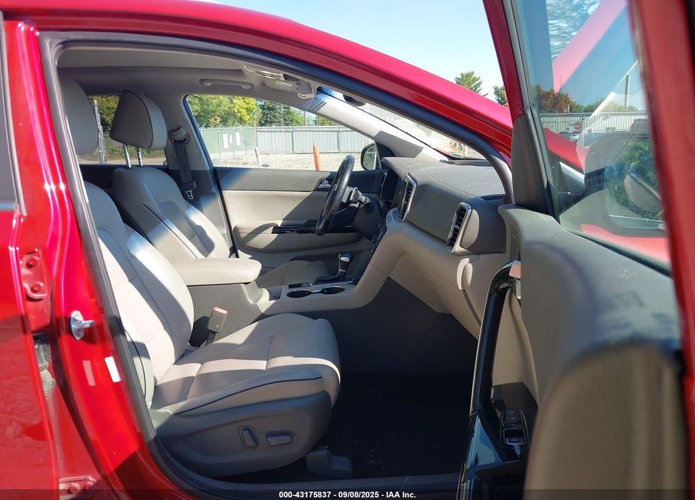2017 KIA SPORTAGE VIN: KNDPRCA63H7280329