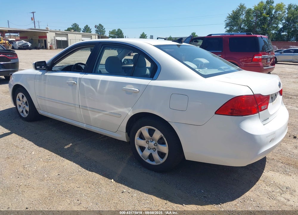 2009 KIA OPTIMA LX VIN: KNAGE228895323076