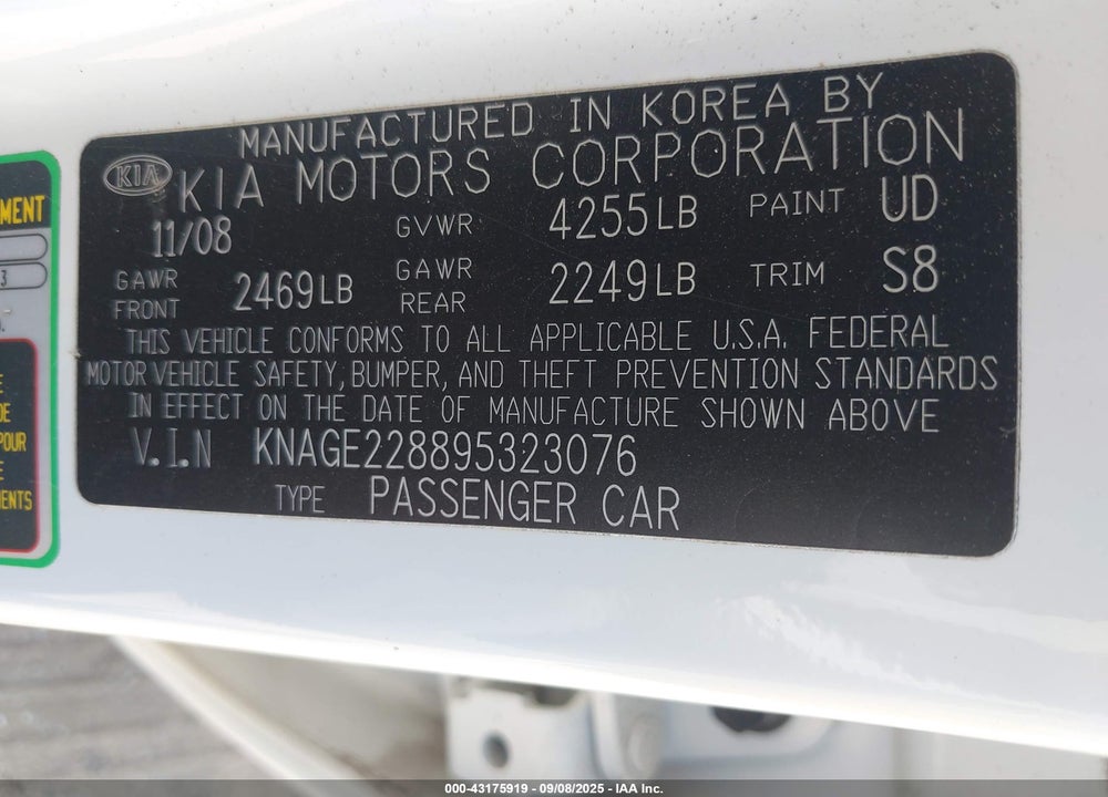 2009 KIA OPTIMA LX VIN: KNAGE228895323076
