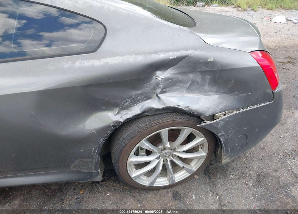 2010 INFINITI G37 VIN: JN1CV6EK1AM104876