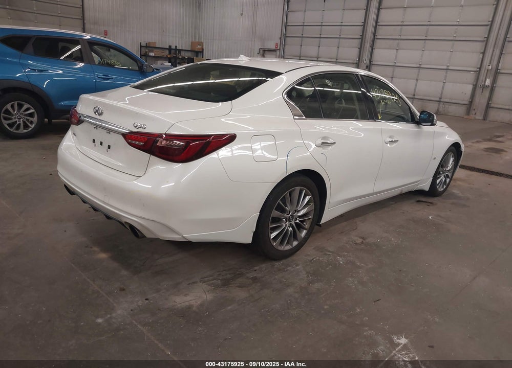 2019 INFINITI Q50 3.0T LUXE VIN: JN1EV7AR1KM554823