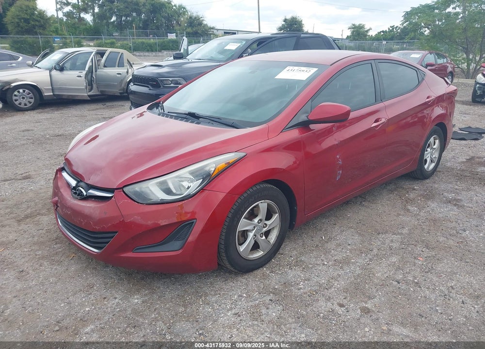 2014 HYUNDAI ELANTRA VIN: 5NPDH4AE2EH544277