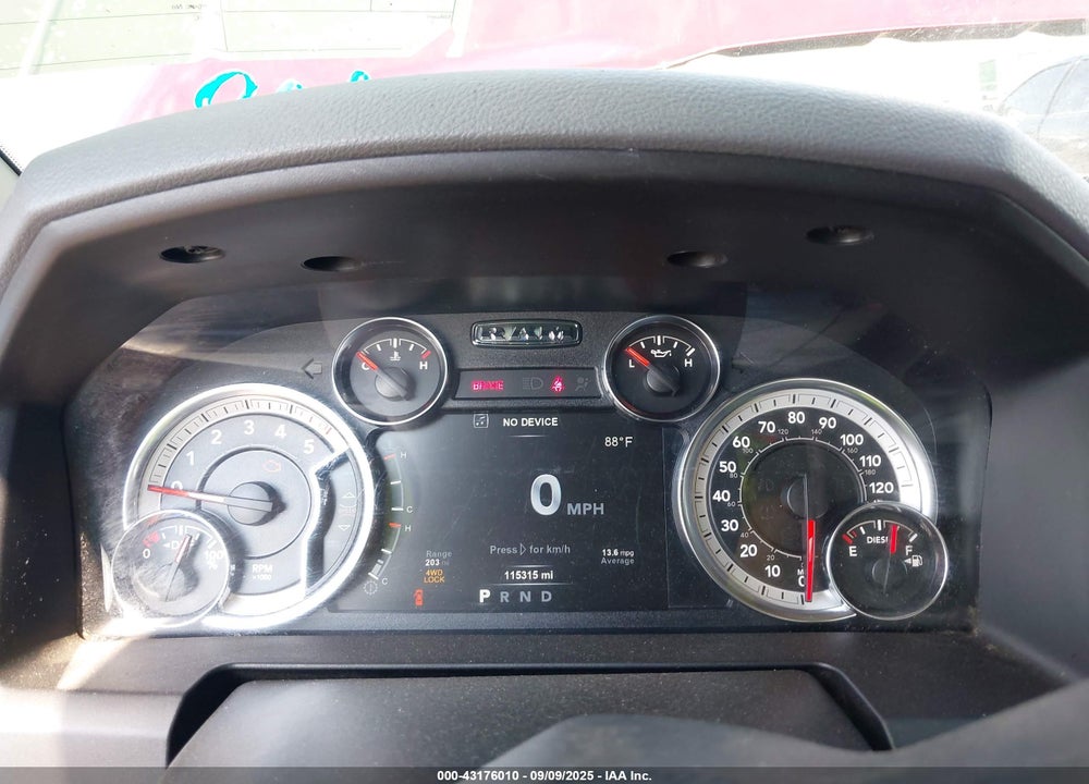 2017 RAM 1500 VIN: 1C6RR7LMXHS878188