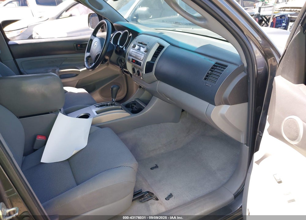 2011 TOYOTA TACOMA VIN: 3TMJU4GN3BM110641