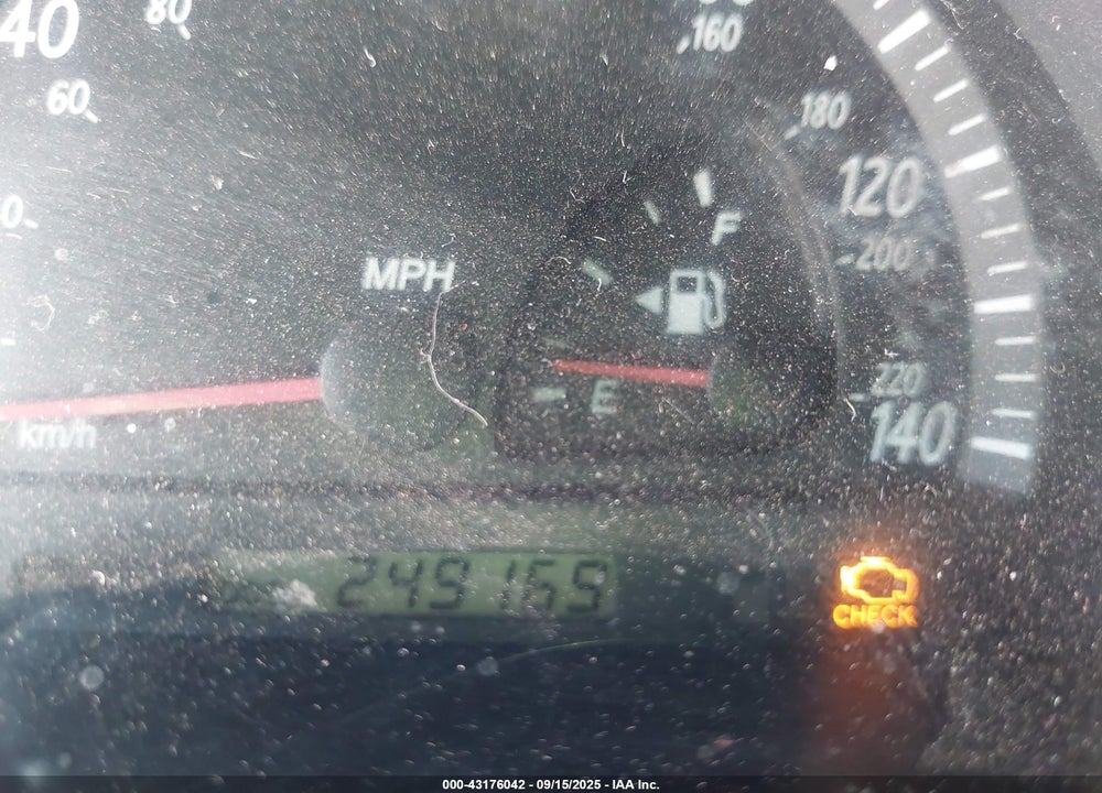 2003 TOYOTA CAMRY LE VIN: 4T1BF30KX3U560756