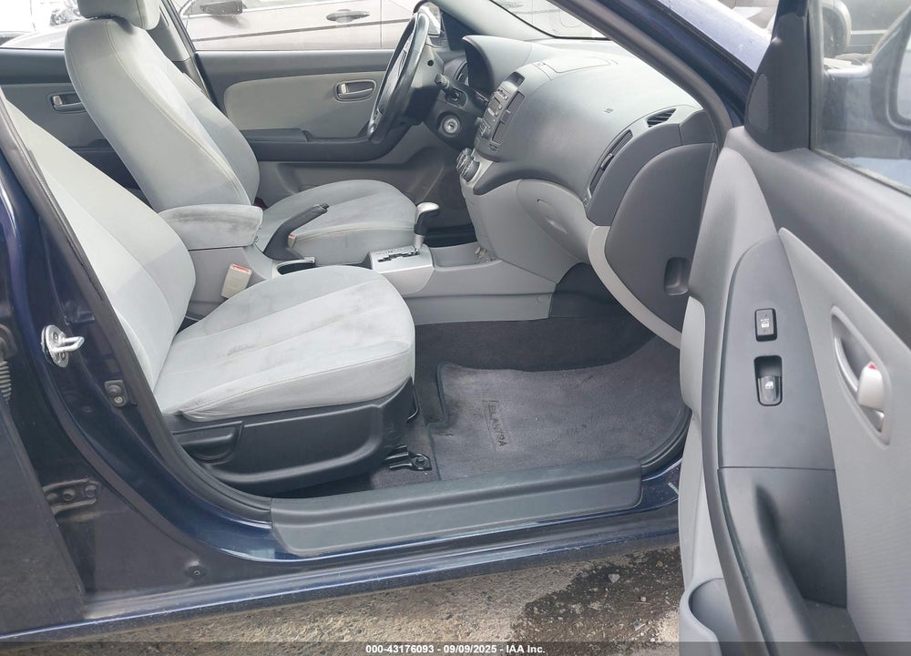 2008 HYUNDAI ELANTRA GLS/SE VIN: KMHDU46DX8U580090