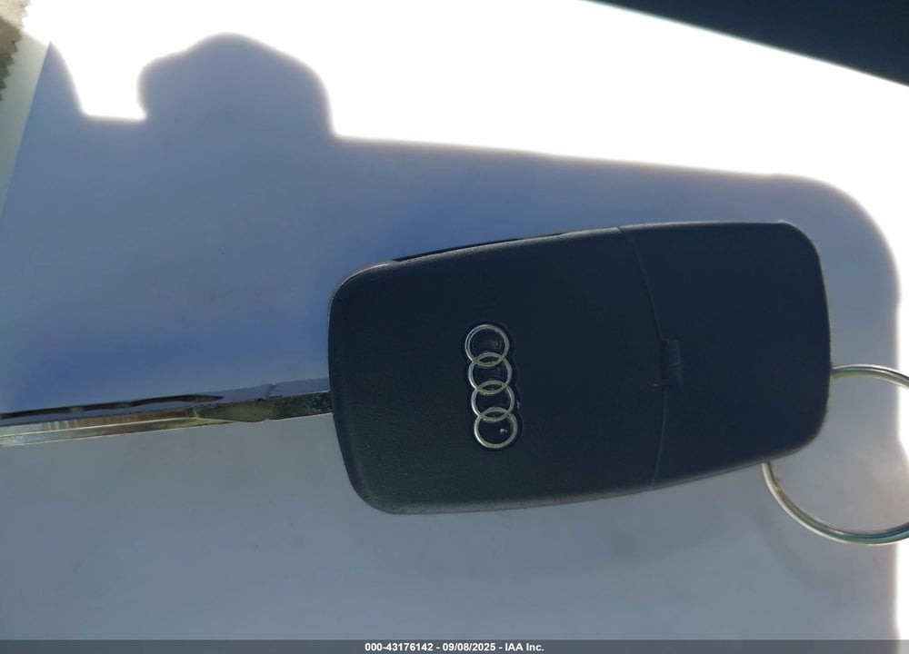 2001 AUDI TT VIN: TRUUT28N411032570