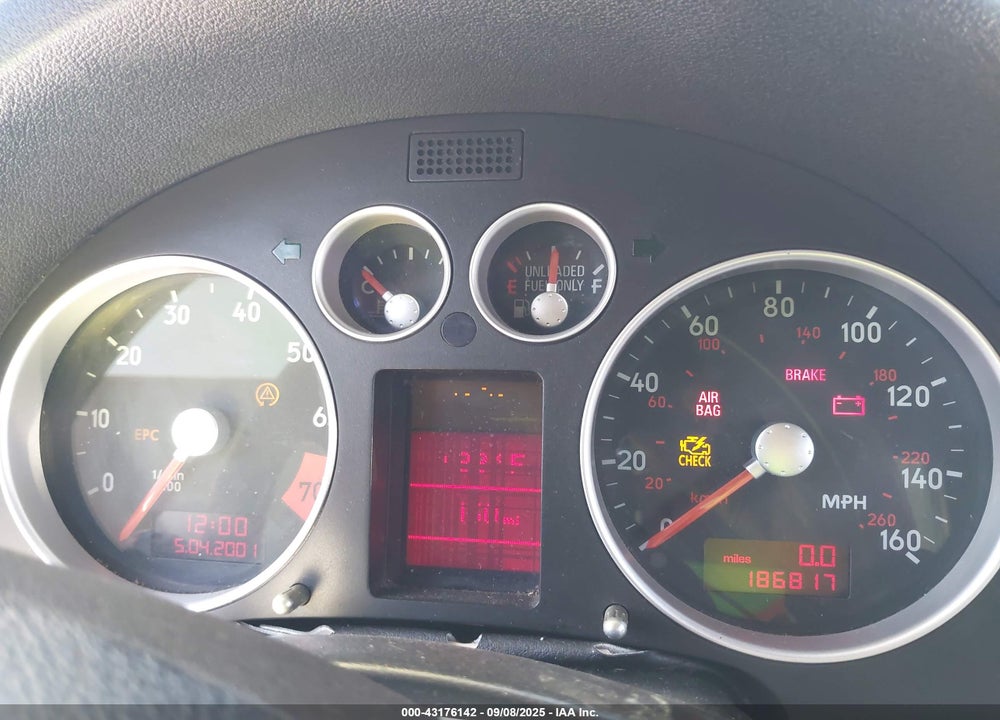 2001 AUDI TT VIN: TRUUT28N411032570