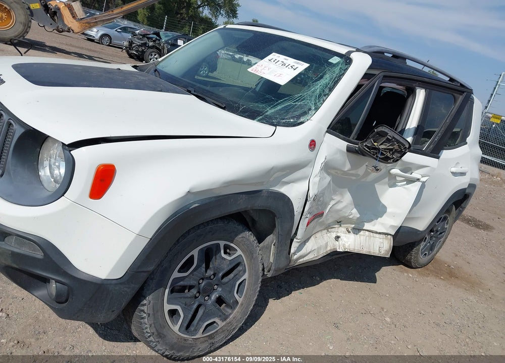 2015 JEEP RENEGADE VIN: ZACCJBCT5FPC00077