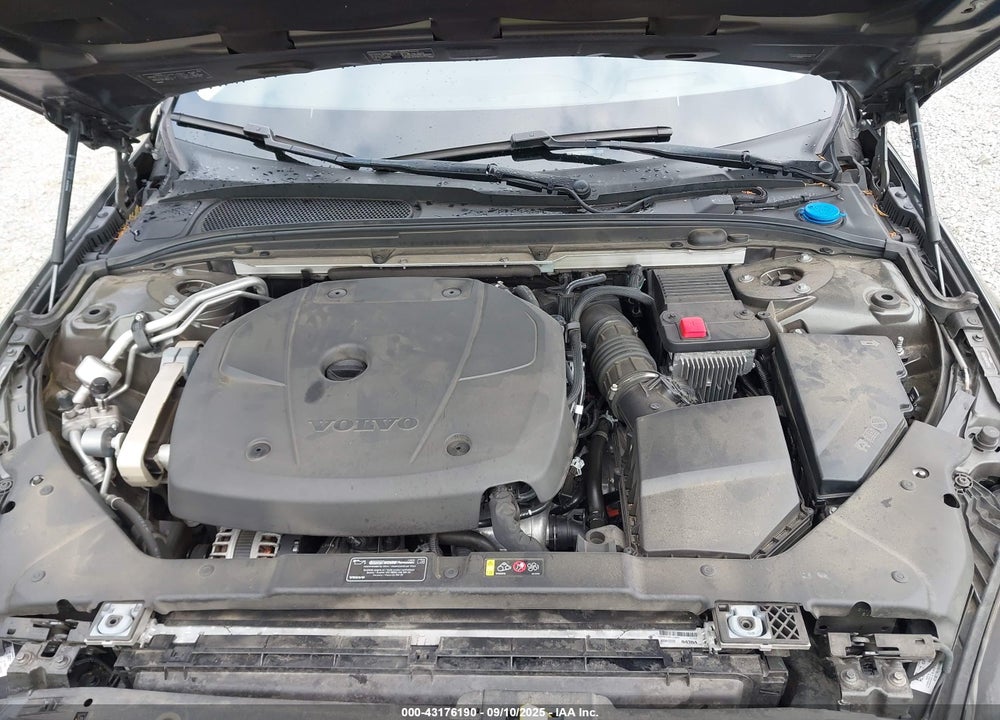 2019 VOLVO S60 T6 MOMENTUM VIN: 7JRA22TK2KG014128