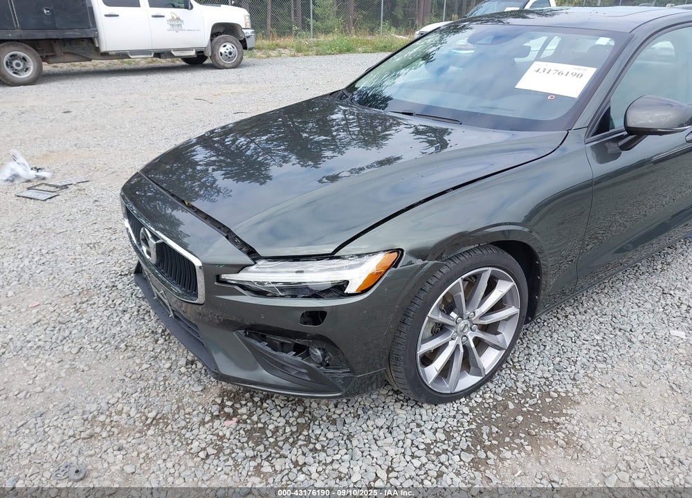 2019 VOLVO S60 T6 MOMENTUM VIN: 7JRA22TK2KG014128