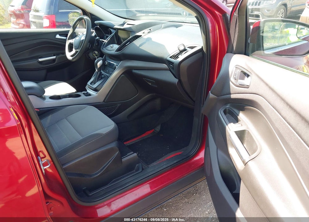 2014 FORD ESCAPE VIN: 1FMCU0GX5EUD42057
