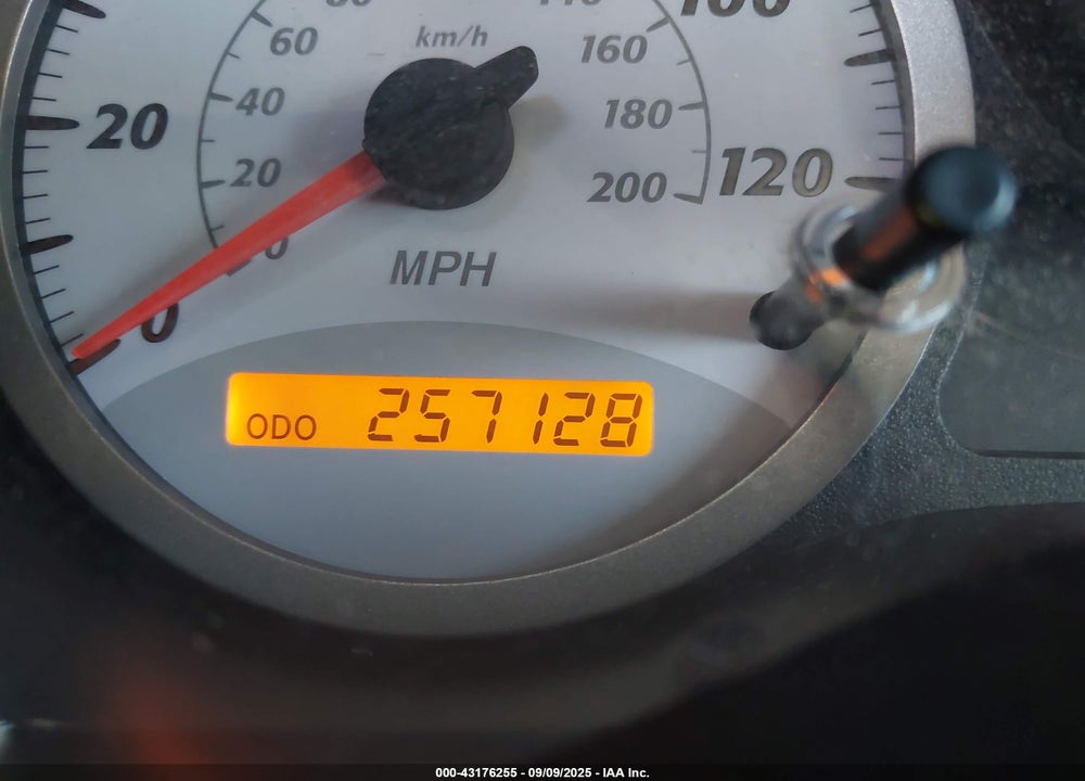 2004 TOYOTA RAV4 VIN: JTEHD20V146018262