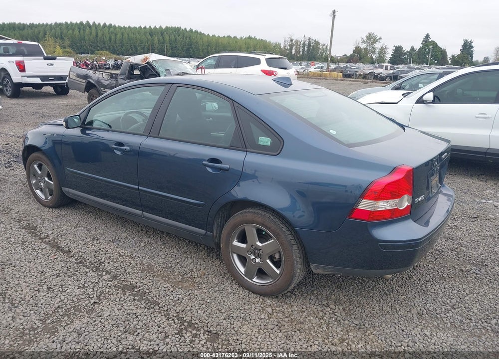 2005 VOLVO S40 T5 AWD VIN: YV1MH682252097310