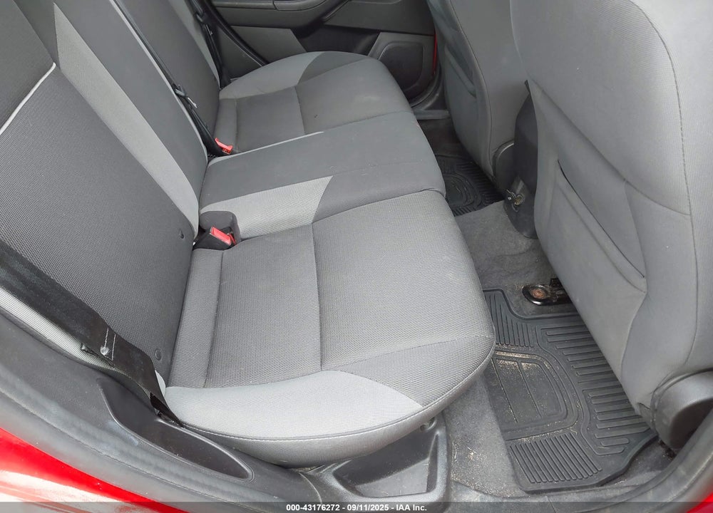 2013 FORD FOCUS VIN: 1FADP3K27DL199460