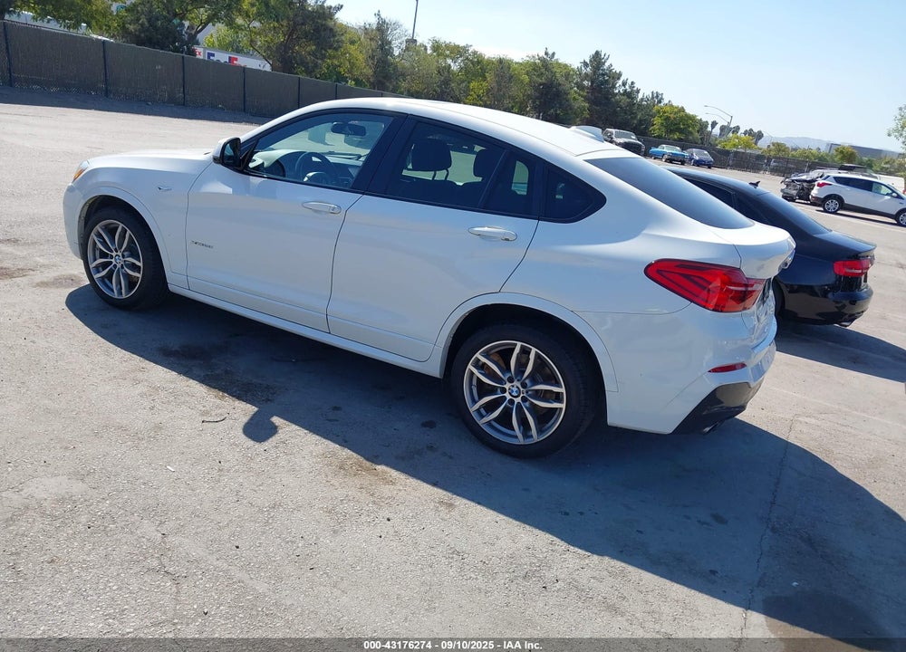 2015 BMW X4 XDRIVE28I VIN: 5UXXW3C56F0M87332