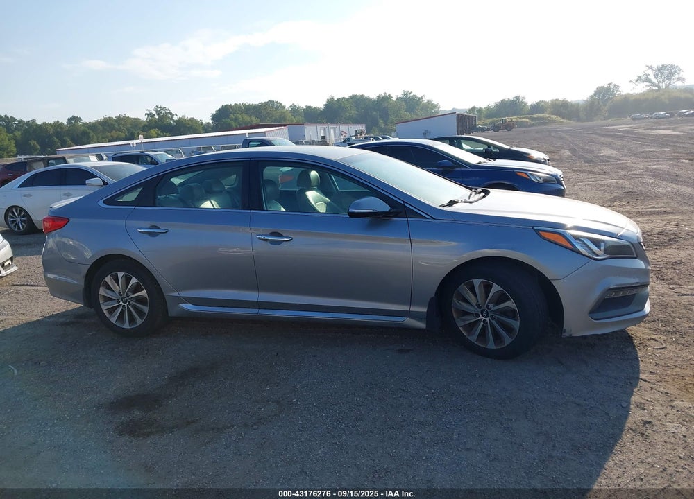 2015 HYUNDAI SONATA SPORT VIN: 5NPE34AF9FH211958