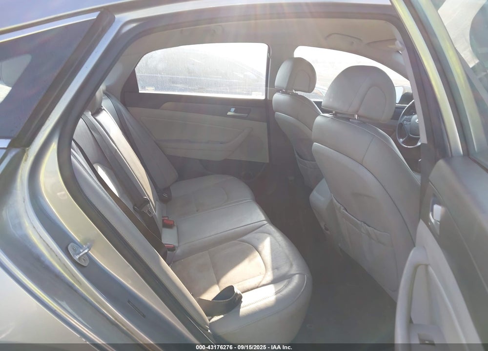 2015 HYUNDAI SONATA SPORT VIN: 5NPE34AF9FH211958