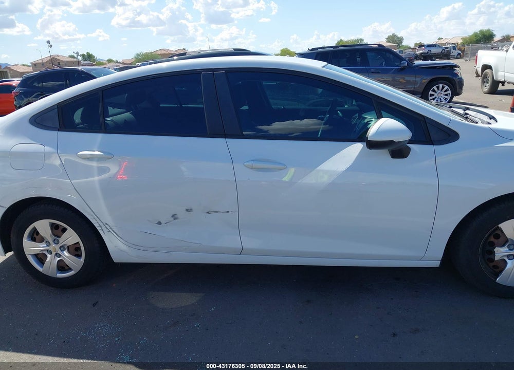 2016 CHEVROLET CRUZE VIN: 1G1BC5SM2G7321707