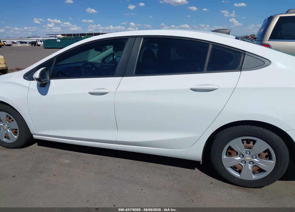 2016 CHEVROLET CRUZE VIN: 1G1BC5SM2G7321707