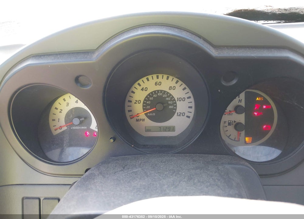 2004 NISSAN FRONTIER XE VIN: 1N6DD26T74C447039