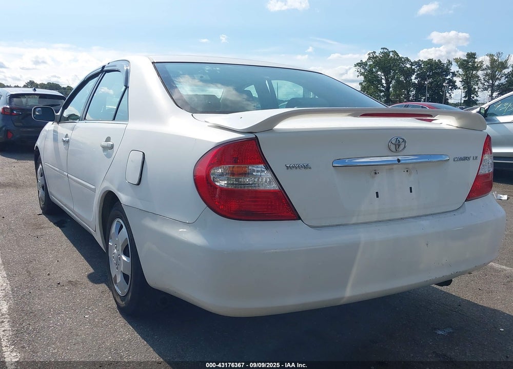 2002 TOYOTA CAMRY LE VIN: 4T1BE32K62U063797