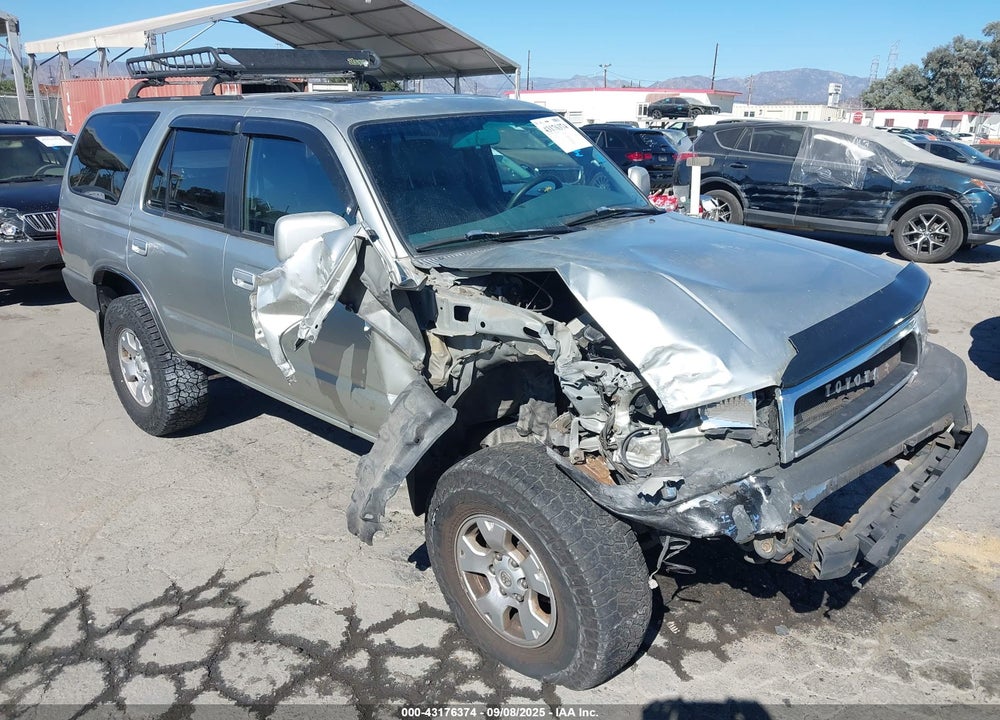 1999 TOYOTA 4RUNNER SR5 V6 VIN: JT3GN86R0X0124191