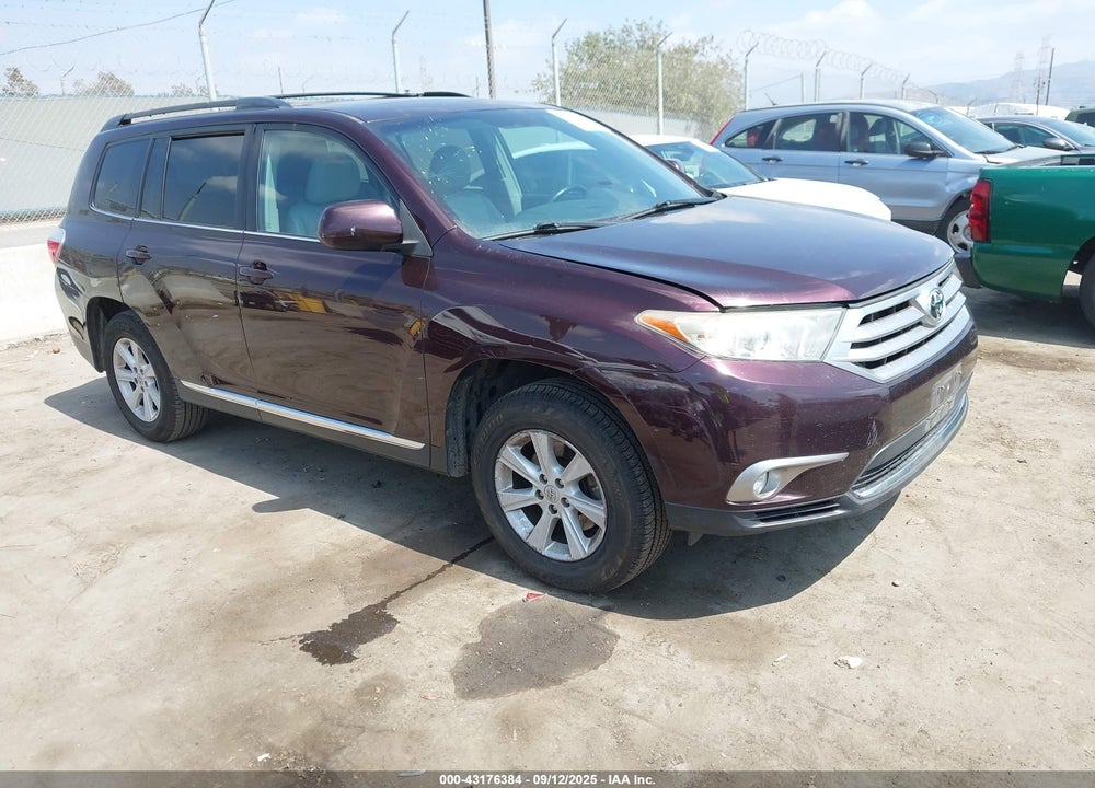 2013 TOYOTA HIGHLANDER SE V6 VIN: 5TDBK3EH5DS270038