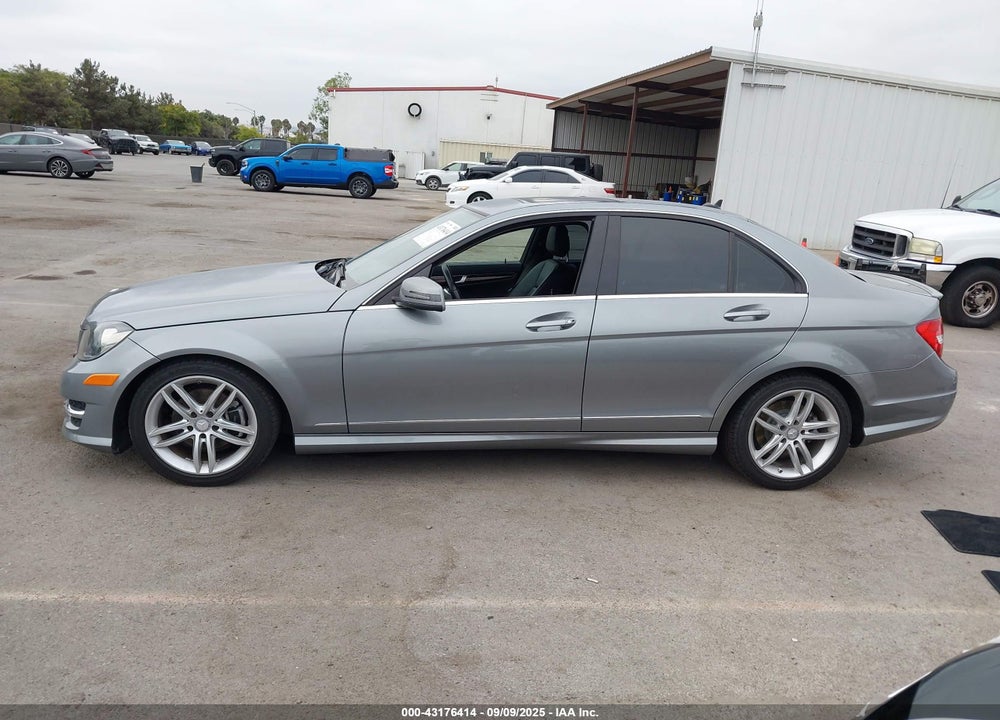 2014 MERCEDES-BENZ C 250 SPORT VIN: WDDGF4HB0EG241233