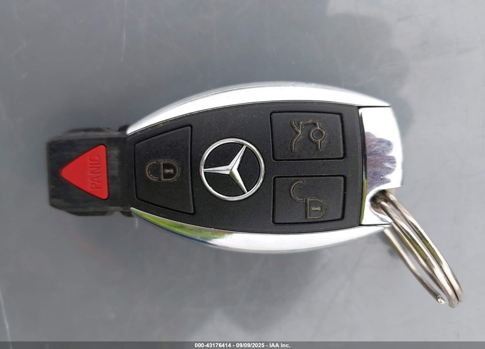 2014 MERCEDES-BENZ C 250 SPORT VIN: WDDGF4HB0EG241233