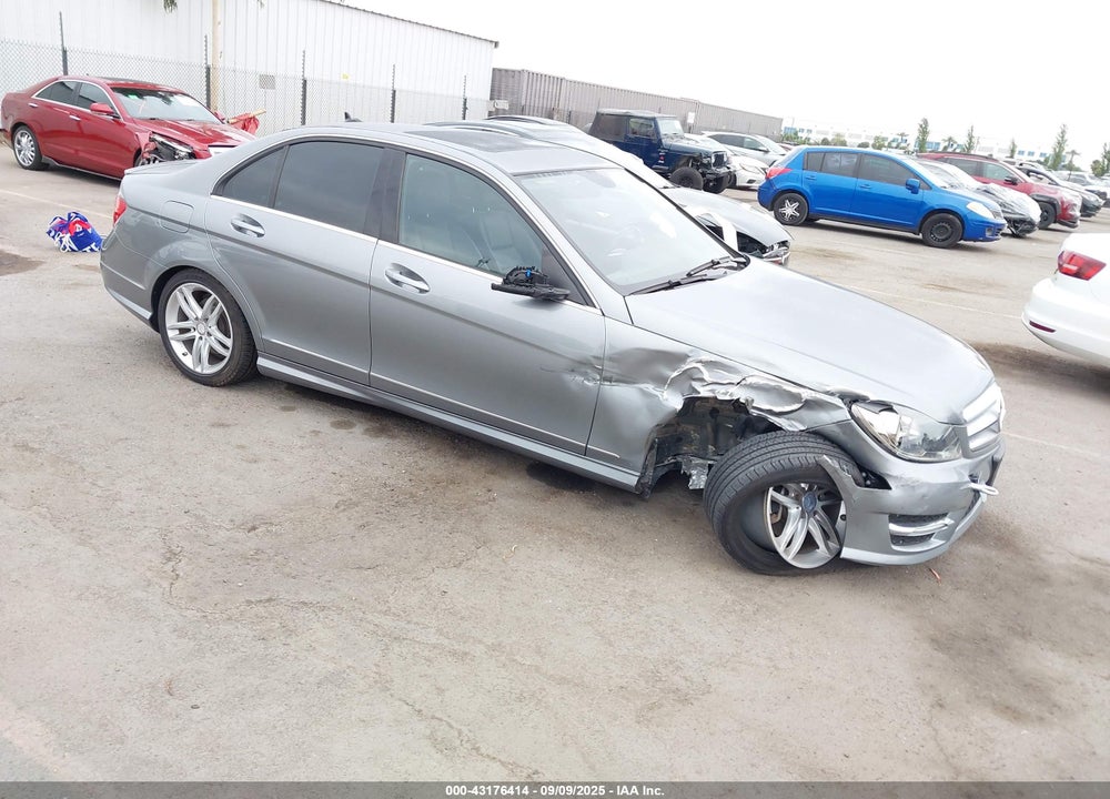 2014 MERCEDES-BENZ C 250 SPORT VIN: WDDGF4HB0EG241233