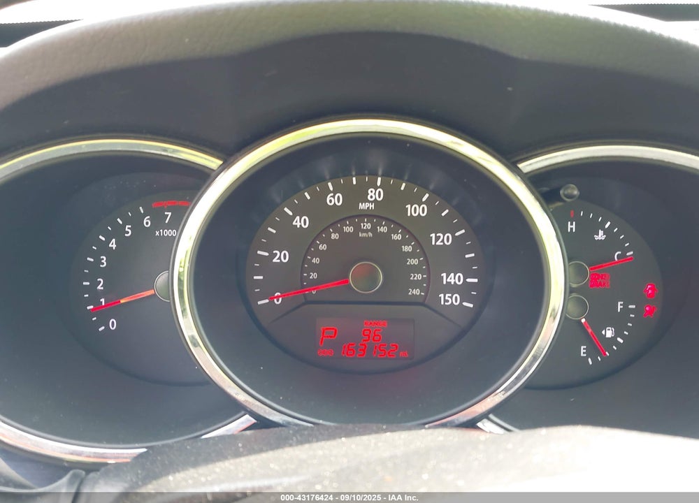 2012 KIA SORENTO VIN: 5XYKU3A67CG227816