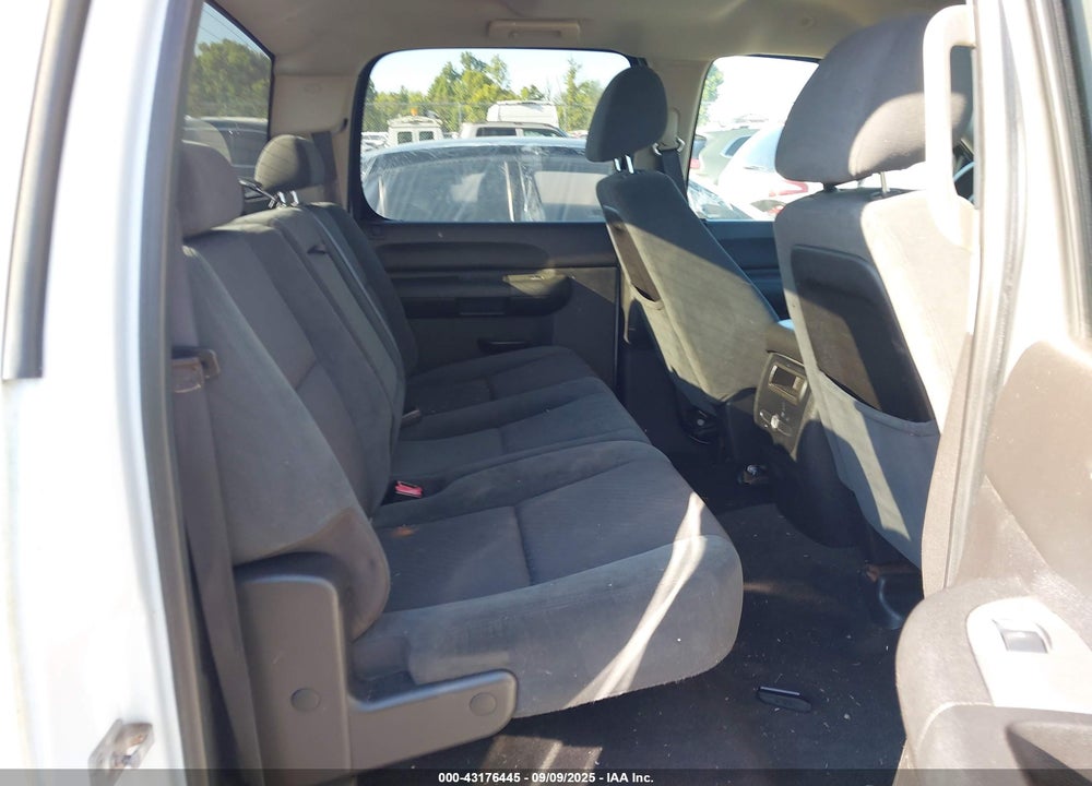 2007 CHEVROLET SILVERADO 1500 LT1/LT2/LTZ/WORK TRUCK VIN: 2GCEK133571638013