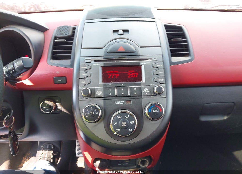 2010 KIA SOUL VIN: KNDJT2A22A7160798