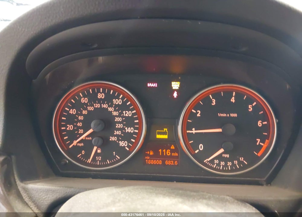 2006 BMW 330XI VIN: WBAVD33546KL52172