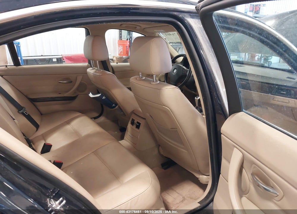 2006 BMW 330XI VIN: WBAVD33546KL52172