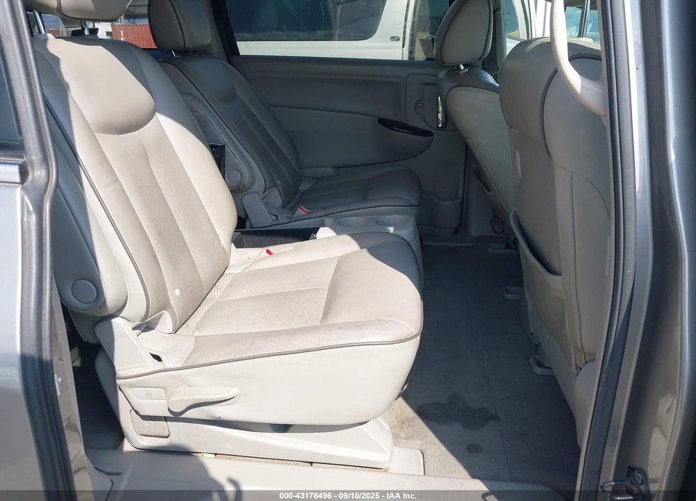 2011 NISSAN QUEST SL VIN: JN8AE2KP9B9012078