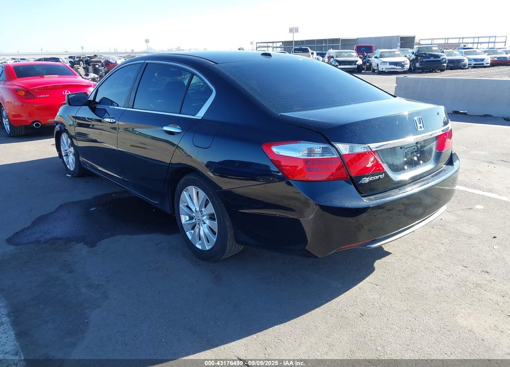 2015 HONDA ACCORD VIN: 1HGCR2F89FA269789