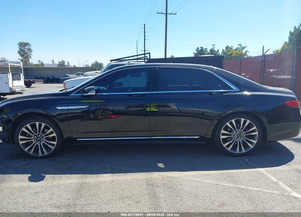 2017 LINCOLN CONTINENTAL RESERVE VIN: 1LN6L9NP6H5614721