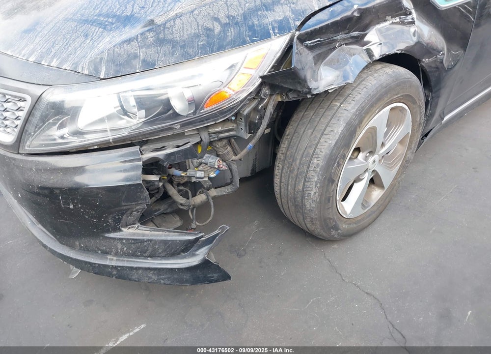 2015 KIA OPTIMA HYBRID VIN: KNAGM4AD8F5086016