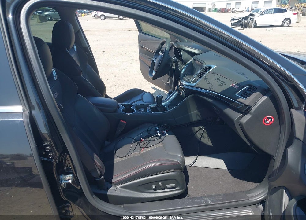 2015 CHEVROLET SS VIN: 6G3F25RW7FL112099