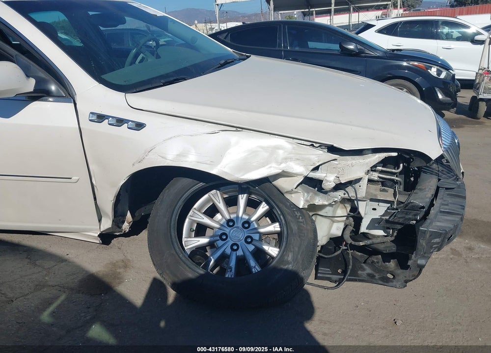 2011 BUICK LUCERNE VIN: 1G4HC5EMXBU100990