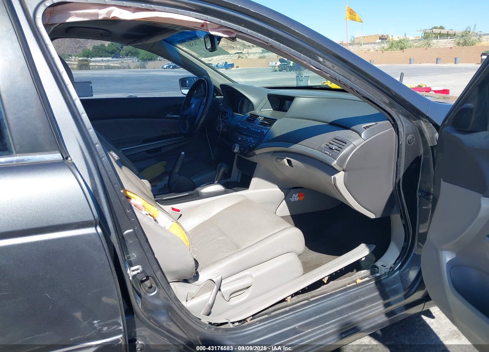 2009 HONDA ACCORD VIN: 1HGCP26879A024385